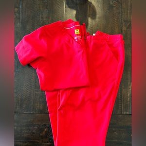 Red wonder wink scrubs size S/ ST
